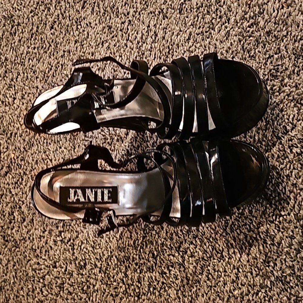 Janet black strappy high heels. size 10